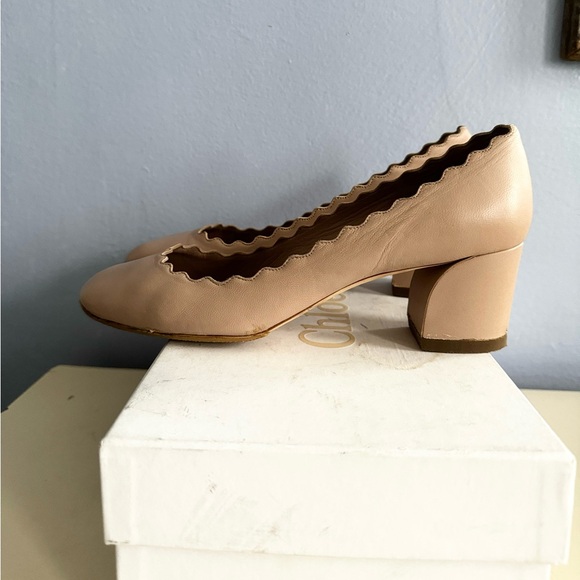 Chloe scalloped pumps size 38 - Picture 2 of 7